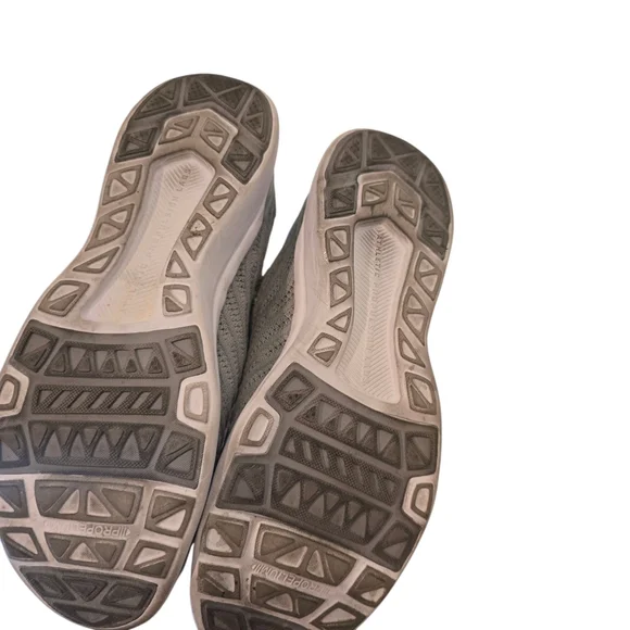 APL Techloom Wave Hybrid Gray Sneakers 0422xc